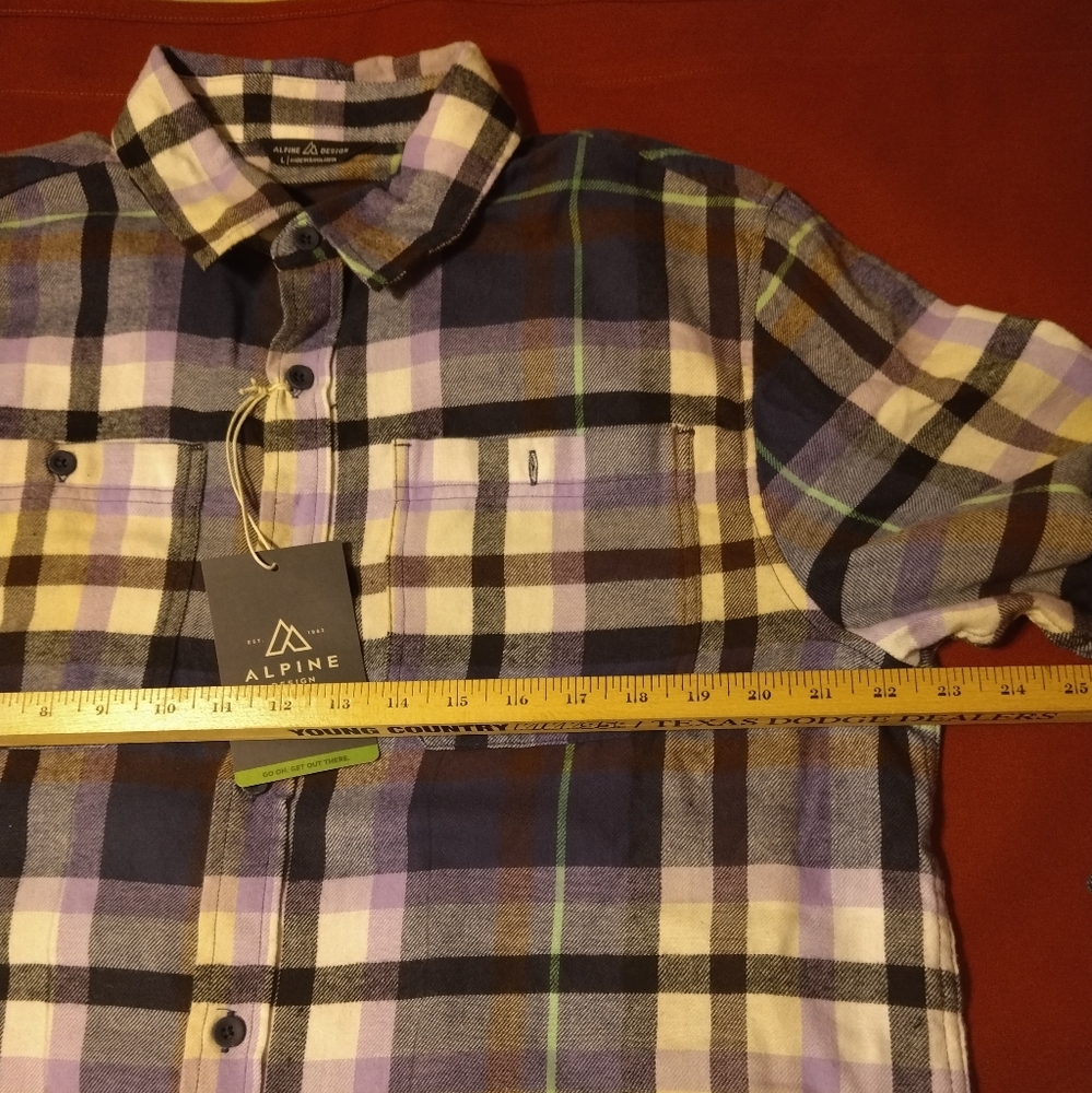 Shirt - Picture 4 of 6